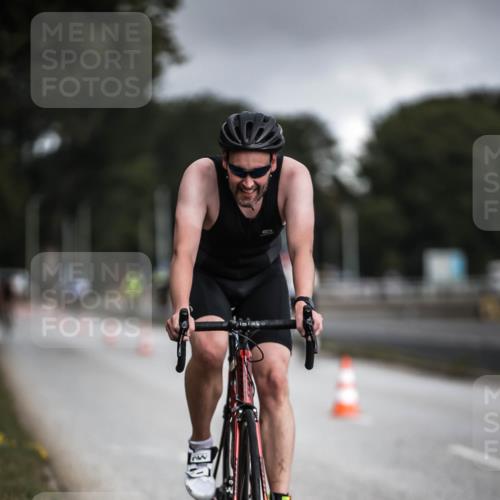 16.08.2026 - KN Förde Triathlon 2026 H.Heesch http://msf.ph/oto/9975262 16.08.2026 11:10:19 Radfahren 382 meine-sportfotos.de