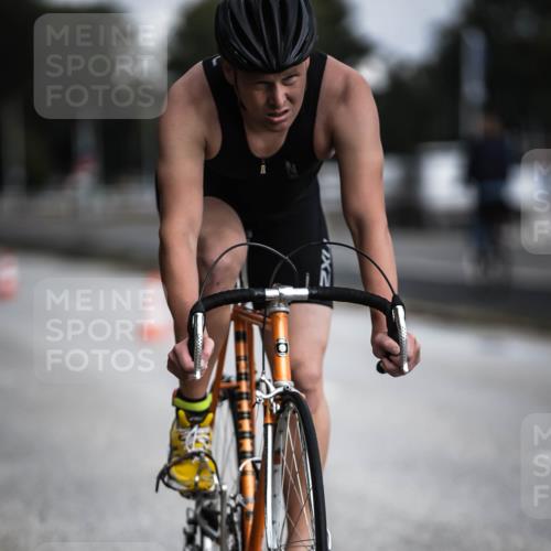 16.08.2026 - KN Förde Triathlon 2026 H.Heesch http://msf.ph/oto/9975290 16.08.2026 11:10:29 Radfahren 301, 310, 313, 323, 375, 383 meine-sportfotos.de