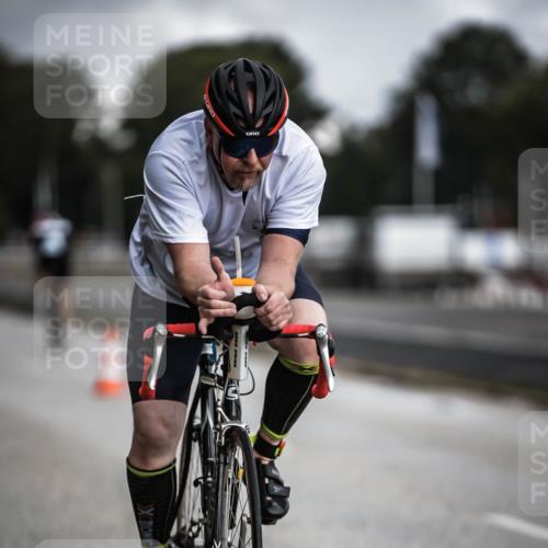 16.08.2026 - KN Förde Triathlon 2026 H.Heesch http://msf.ph/oto/9975318 16.08.2026 11:10:35 Radfahren 313, 375, 383, 391 meine-sportfotos.de