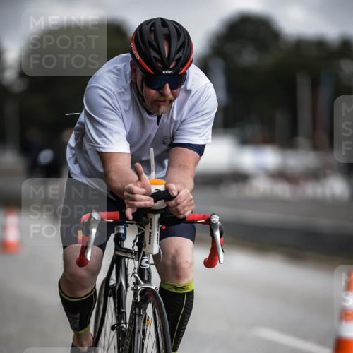 16.08.2026 - KN Förde Triathlon 2026 H.Heesch http://msf.ph/oto/9975321 16.08.2026 11:10:35 Radfahren 313, 375, 383, 391 meine-sportfotos.de