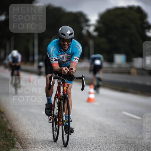 16.08.2026 - KN Förde Triathlon 2026 H.Heesch http://msf.ph/oto/9975325 16.08.2026 11:10:50 Radfahren 318, 338, 403 meine-sportfotos.de