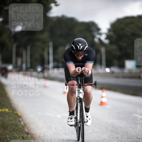 16.08.2026 - KN Förde Triathlon 2026 H.Heesch http://msf.ph/oto/9975367 16.08.2026 11:10:59 Radfahren 311, 316, 340, 394 meine-sportfotos.de