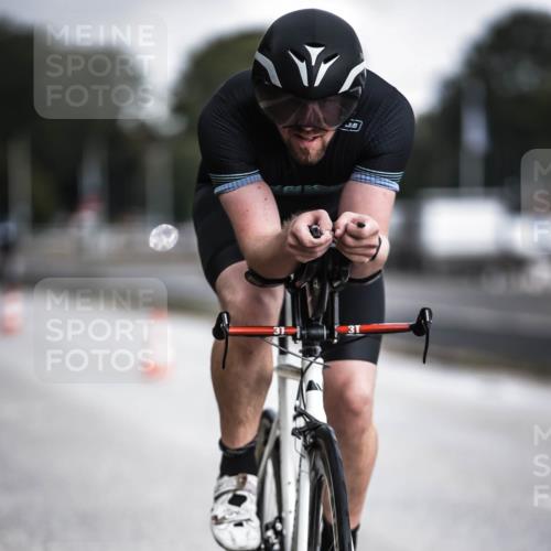16.08.2026 - KN Förde Triathlon 2026 H.Heesch http://msf.ph/oto/9975381 16.08.2026 11:11:00 Radfahren 311, 316, 340, 394 meine-sportfotos.de