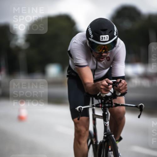 16.08.2026 - KN Förde Triathlon 2026 H.Heesch http://msf.ph/oto/9975433 16.08.2026 11:11:22 Radfahren 317, 353, 409, 430 meine-sportfotos.de