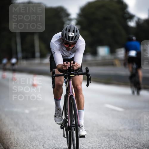 16.08.2026 - KN Förde Triathlon 2026 H.Heesch http://msf.ph/oto/9975445 16.08.2026 11:11:27 Radfahren 353, 409 meine-sportfotos.de