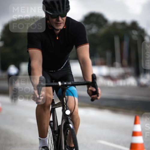16.08.2026 - KN Förde Triathlon 2026 H.Heesch http://msf.ph/oto/9975508 16.08.2026 11:11:49 Radfahren 305, 368, 398 meine-sportfotos.de