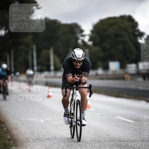 16.08.2026 - KN Förde Triathlon 2026 H.Heesch http://msf.ph/oto/9975525 16.08.2026 11:11:55 Radfahren 305, 337, 370, 373, 377, 397, 398 meine-sportfotos.de