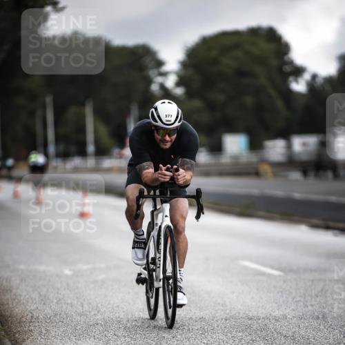 16.08.2026 - KN Förde Triathlon 2026 H.Heesch http://msf.ph/oto/9975527 16.08.2026 11:11:55 Radfahren 305, 337, 370, 373, 377, 397, 398 meine-sportfotos.de