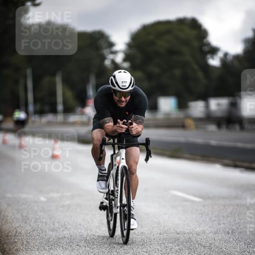 16.08.2026 - KN Förde Triathlon 2026 H.Heesch http://msf.ph/oto/9975528 16.08.2026 11:11:55 Radfahren 305, 337, 370, 373, 377, 397, 398 meine-sportfotos.de