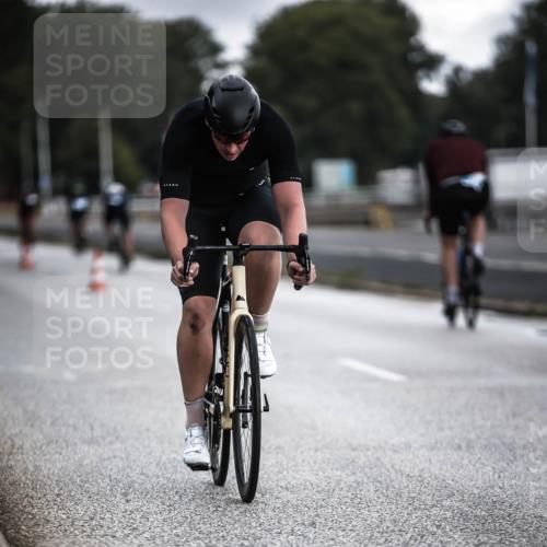 16.08.2026 - KN Förde Triathlon 2026 H.Heesch http://msf.ph/oto/9975615 16.08.2026 11:12:06 Radfahren 312, 357, 393 meine-sportfotos.de