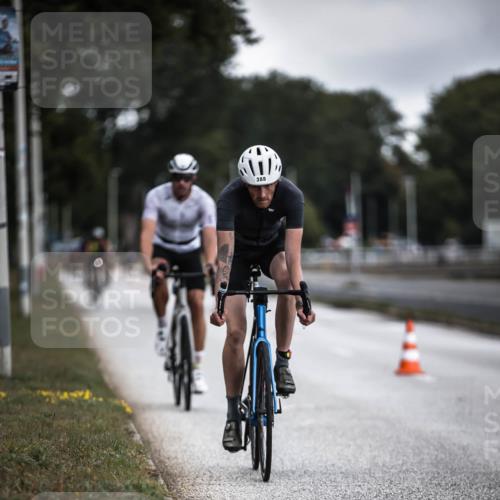 16.08.2026 - KN Förde Triathlon 2026 H.Heesch http://msf.ph/oto/9975628 16.08.2026 11:12:20 Radfahren 315, 388, 400, 408 meine-sportfotos.de