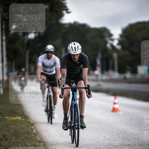 16.08.2026 - KN Förde Triathlon 2026 H.Heesch http://msf.ph/oto/9975630 16.08.2026 11:12:20 Radfahren 315, 388, 400, 408 meine-sportfotos.de