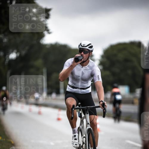 16.08.2026 - KN Förde Triathlon 2026 H.Heesch http://msf.ph/oto/9975643 16.08.2026 11:12:21 Radfahren 315, 388, 400, 408 meine-sportfotos.de