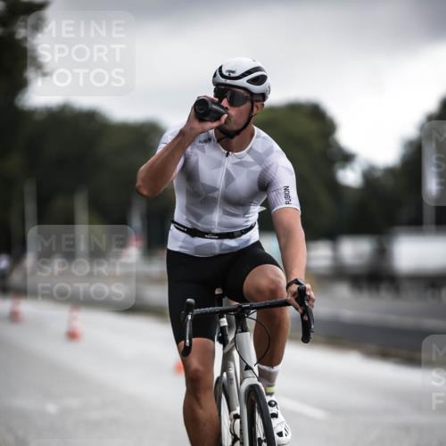 16.08.2026 - KN Förde Triathlon 2026 H.Heesch http://msf.ph/oto/9975650 16.08.2026 11:12:21 Radfahren 315, 388, 400, 408 meine-sportfotos.de