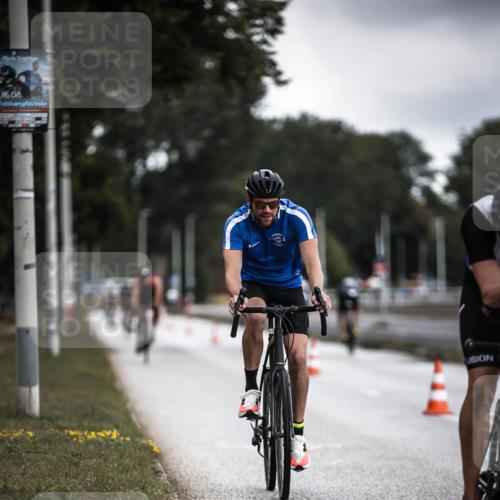 16.08.2026 - KN Förde Triathlon 2026 H.Heesch http://msf.ph/oto/9975674 16.08.2026 11:12:31 Radfahren 310, 364, 374, 392 meine-sportfotos.de