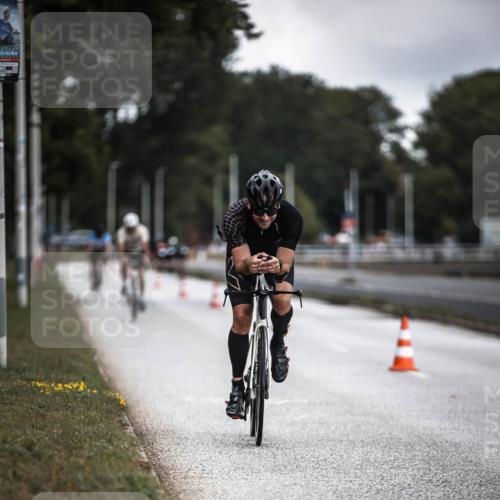 16.08.2026 - KN Förde Triathlon 2026 H.Heesch http://msf.ph/oto/9975704 16.08.2026 11:12:38 Radfahren 323, 325, 374, 407, 412 meine-sportfotos.de