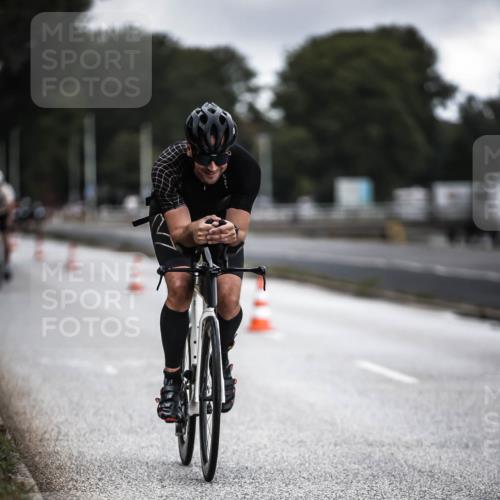 16.08.2026 - KN Förde Triathlon 2026 H.Heesch http://msf.ph/oto/9975715 16.08.2026 11:12:39 Radfahren 323, 325, 374, 395, 407, 412 meine-sportfotos.de