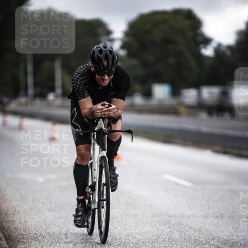 16.08.2026 - KN Förde Triathlon 2026 H.Heesch http://msf.ph/oto/9975717 16.08.2026 11:12:39 Radfahren 323, 325, 374, 395, 407, 412 meine-sportfotos.de