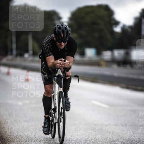 16.08.2026 - KN Förde Triathlon 2026 H.Heesch http://msf.ph/oto/9975718 16.08.2026 11:12:39 Radfahren 323, 325, 374, 395, 407, 412 meine-sportfotos.de