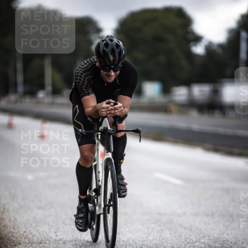 16.08.2026 - KN Förde Triathlon 2026 H.Heesch http://msf.ph/oto/9975719 16.08.2026 11:12:39 Radfahren 323, 325, 374, 395, 407, 412 meine-sportfotos.de