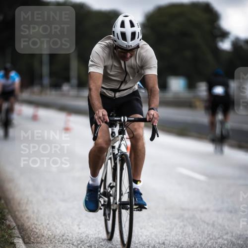 16.08.2026 - KN Förde Triathlon 2026 H.Heesch http://msf.ph/oto/9975732 16.08.2026 11:12:44 Radfahren 395, 407, 410 meine-sportfotos.de