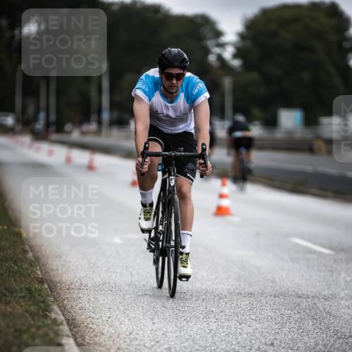 16.08.2026 - KN Förde Triathlon 2026 H.Heesch http://msf.ph/oto/9975743 16.08.2026 11:12:47 Radfahren 395, 410 meine-sportfotos.de