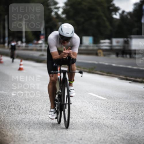16.08.2026 - KN Förde Triathlon 2026 H.Heesch http://msf.ph/oto/9975759 16.08.2026 11:13:07 Radfahren 340 meine-sportfotos.de