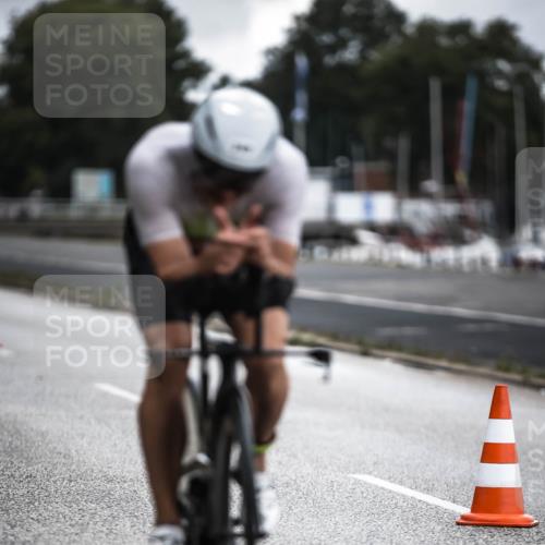 16.08.2026 - KN Förde Triathlon 2026 H.Heesch http://msf.ph/oto/9975769 16.08.2026 11:13:08 Radfahren 340, 403 meine-sportfotos.de