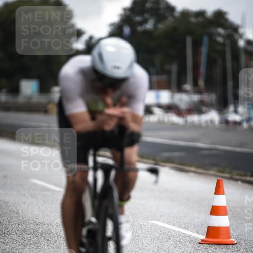 16.08.2026 - KN Förde Triathlon 2026 H.Heesch http://msf.ph/oto/9975770 16.08.2026 11:13:08 Radfahren 340, 403 meine-sportfotos.de