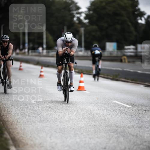 16.08.2026 - KN Förde Triathlon 2026 H.Heesch http://msf.ph/oto/9975816 16.08.2026 11:13:22 Radfahren 321, 363, 375, 385, 399 meine-sportfotos.de