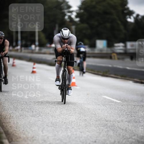 16.08.2026 - KN Förde Triathlon 2026 H.Heesch http://msf.ph/oto/9975821 16.08.2026 11:13:23 Radfahren 321, 363, 375, 385, 399 meine-sportfotos.de