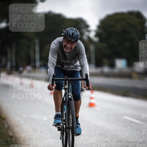16.08.2026 - KN Förde Triathlon 2026 H.Heesch http://msf.ph/oto/9975861 16.08.2026 11:13:34 Radfahren 316, 394, 413, 421 meine-sportfotos.de