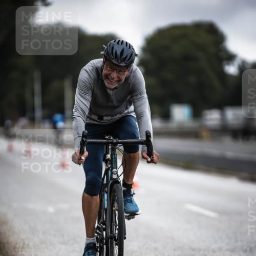 16.08.2026 - KN Förde Triathlon 2026 H.Heesch http://msf.ph/oto/9975865 16.08.2026 11:13:34 Radfahren 316, 394, 413, 421 meine-sportfotos.de