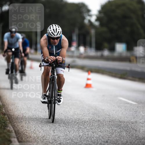 16.08.2026 - KN Förde Triathlon 2026 H.Heesch http://msf.ph/oto/9975879 16.08.2026 11:13:42 Radfahren 331, 360, 376, 386, 406, 430 meine-sportfotos.de