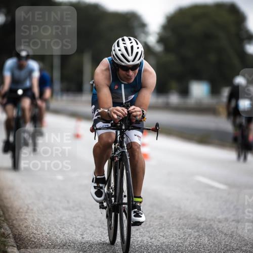 16.08.2026 - KN Förde Triathlon 2026 H.Heesch http://msf.ph/oto/9975887 16.08.2026 11:13:42 Radfahren 331, 360, 376, 386, 406, 430 meine-sportfotos.de