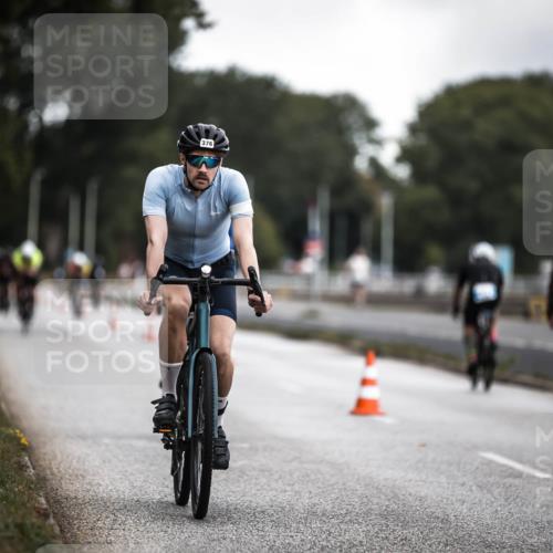 16.08.2026 - KN Förde Triathlon 2026 H.Heesch http://msf.ph/oto/9975890 16.08.2026 11:13:43 Radfahren 331, 360, 376, 386, 406, 430 meine-sportfotos.de