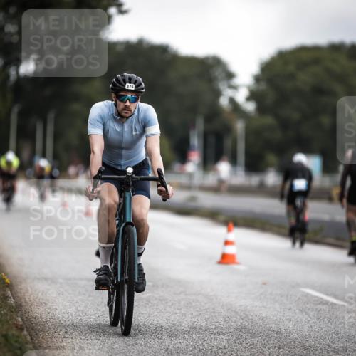 16.08.2026 - KN Förde Triathlon 2026 H.Heesch http://msf.ph/oto/9975891 16.08.2026 11:13:43 Radfahren 331, 360, 376, 386, 406, 430 meine-sportfotos.de