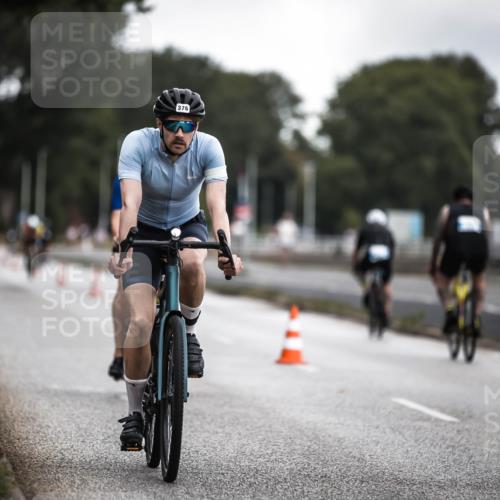 16.08.2026 - KN Förde Triathlon 2026 H.Heesch http://msf.ph/oto/9975894 16.08.2026 11:13:43 Radfahren 331, 360, 376, 386, 406, 430 meine-sportfotos.de