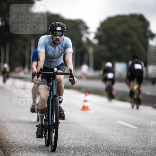 16.08.2026 - KN Förde Triathlon 2026 H.Heesch http://msf.ph/oto/9975896 16.08.2026 11:13:43 Radfahren 331, 360, 376, 386, 406, 430 meine-sportfotos.de