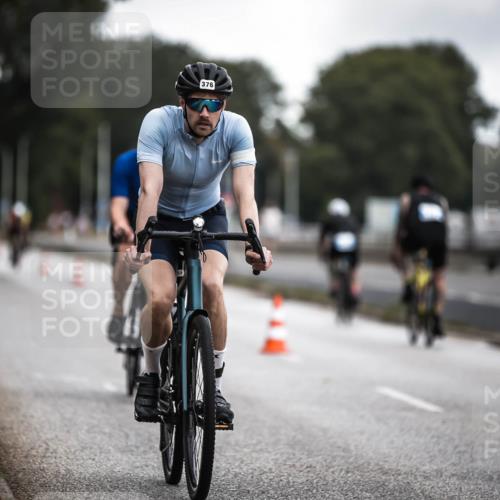 16.08.2026 - KN Förde Triathlon 2026 H.Heesch http://msf.ph/oto/9975898 16.08.2026 11:13:43 Radfahren 331, 360, 376, 386, 406, 430 meine-sportfotos.de
