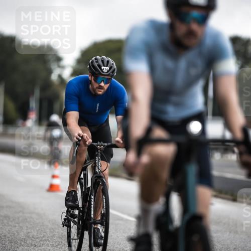 16.08.2026 - KN Förde Triathlon 2026 H.Heesch http://msf.ph/oto/9975901 16.08.2026 11:13:44 Radfahren 324, 331, 360, 376, 386, 406, 430 meine-sportfotos.de