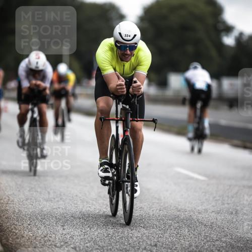 16.08.2026 - KN Förde Triathlon 2026 H.Heesch http://msf.ph/oto/9975916 16.08.2026 11:13:49 Radfahren 309, 324, 327, 336, 406, 411 meine-sportfotos.de