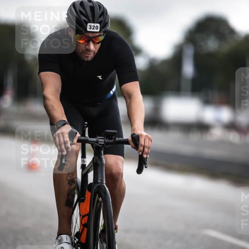 16.08.2026 - KN Förde Triathlon 2026 H.Heesch http://msf.ph/oto/9975954 16.08.2026 11:13:58 Radfahren 320, 381, 409 meine-sportfotos.de