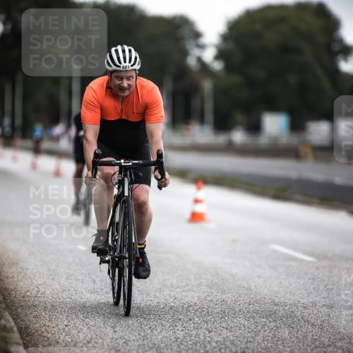 16.08.2026 - KN Förde Triathlon 2026 H.Heesch http://msf.ph/oto/9975981 16.08.2026 11:14:06 Radfahren 337, 373, 381, 401, 402 meine-sportfotos.de