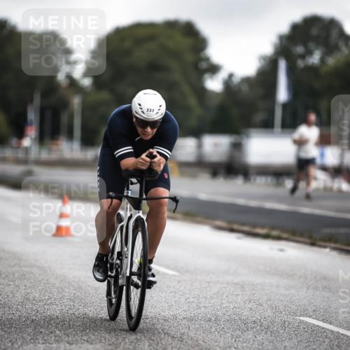 16.08.2026 - KN Förde Triathlon 2026 H.Heesch http://msf.ph/oto/9975991 16.08.2026 11:14:08 Radfahren 337, 401 meine-sportfotos.de