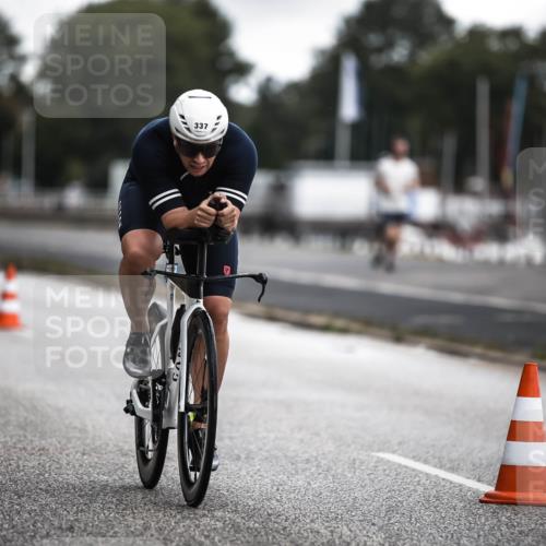 16.08.2026 - KN Förde Triathlon 2026 H.Heesch http://msf.ph/oto/9975994 16.08.2026 11:14:08 Radfahren 337, 401 meine-sportfotos.de