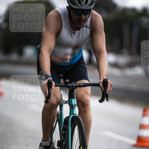 16.08.2026 - KN Förde Triathlon 2026 H.Heesch http://msf.ph/oto/9976017 16.08.2026 11:14:28 Radfahren 393 meine-sportfotos.de