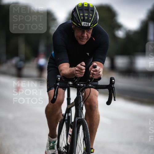 16.08.2026 - KN Förde Triathlon 2026 H.Heesch http://msf.ph/oto/9976027 16.08.2026 11:14:34 Radfahren 398, 432 meine-sportfotos.de