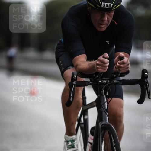 16.08.2026 - KN Förde Triathlon 2026 H.Heesch http://msf.ph/oto/9976032 16.08.2026 11:14:34 Radfahren 398, 432 meine-sportfotos.de