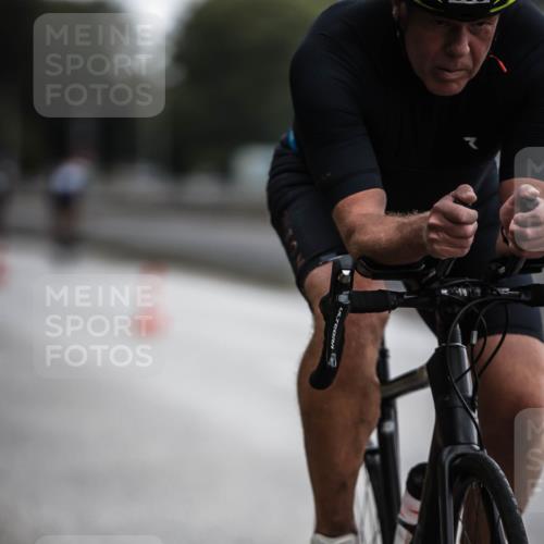 16.08.2026 - KN Förde Triathlon 2026 H.Heesch http://msf.ph/oto/9976033 16.08.2026 11:14:34 Radfahren 398, 432 meine-sportfotos.de